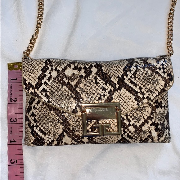 🆕 Snakeskin Convertible Belt Bag & Clutch - Picture 8 of 11